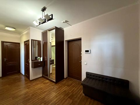 квартира по адресу Сім'ї Кульженків ул. (Петра Дегтяренка), 33