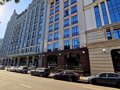 комерційна за адресою Ярославська вул., 58