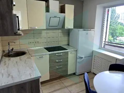 квартира за адресою Слави бульв., 12