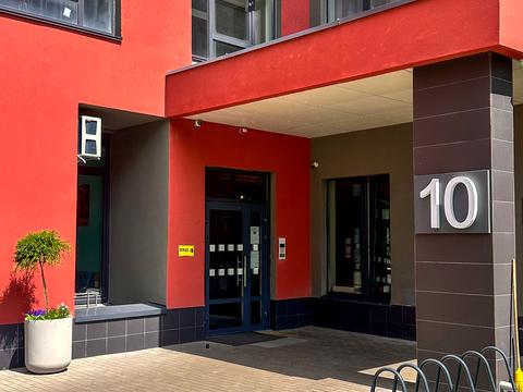 квартира по адресу Олександра Олеся ул., 10