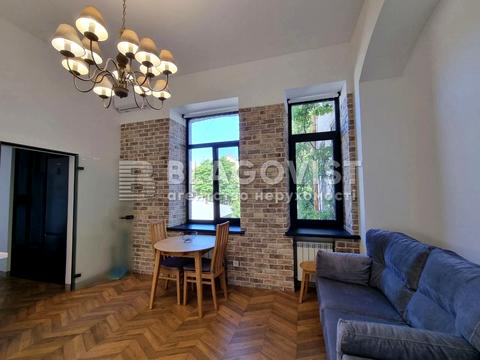 квартира по адресу Рейтарская ул., 25