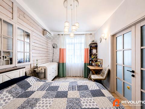 квартира за адресою Дмитра Луценка вул. (Крейсера "Аврора"), 6