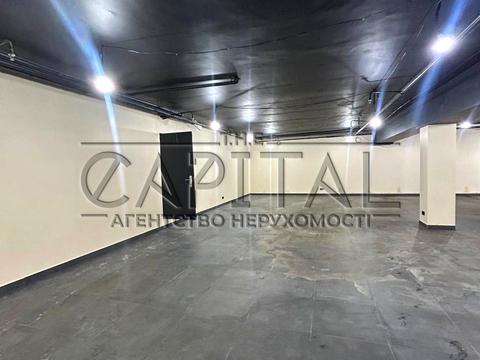 комерційна за адресою Київ, Дмитрівська вул., 96-98