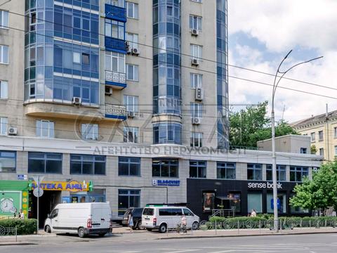 комерційна за адресою Князів Острозьких вул. (Московська), 46/2