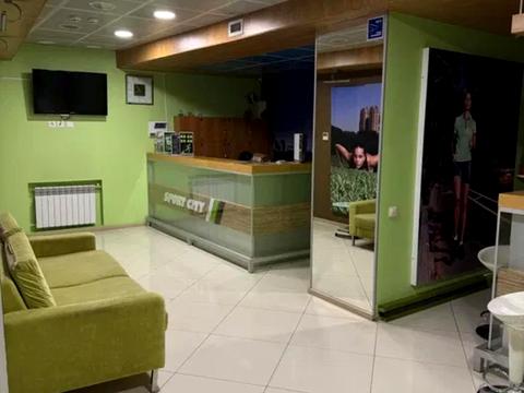 комерційна за адресою Петра Григоренка просп., 44