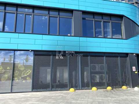 комерційна за адресою Зарічна вул., 2 к1