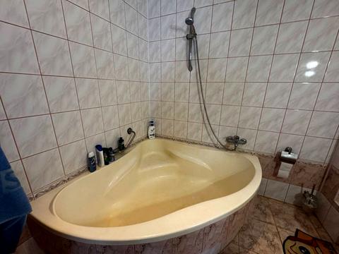 квартира за адресою Олекси Довбуша вул., 11