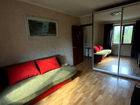 квартира по адресу Героев просп., 11