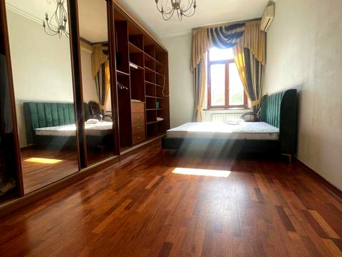 квартира за адресою Предславинська вул., 30