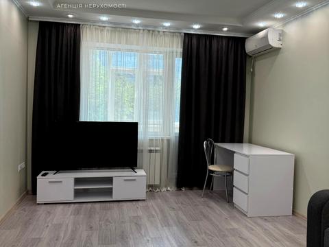 квартира за адресою Незалежності вул. (Космонавта Попова), 18 к2