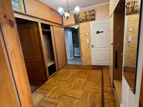 квартира за адресою Райдужна вул., 63