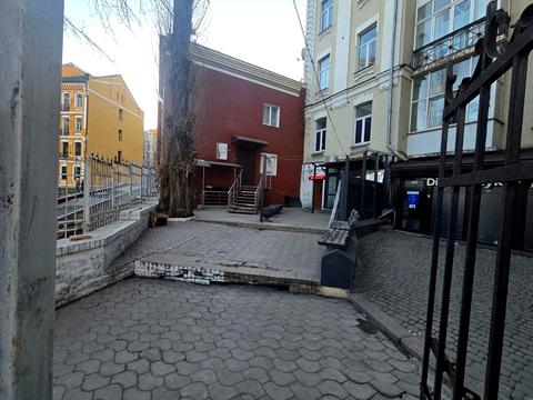 коммерческая по адресу Шота Руставели ул., 15-Б