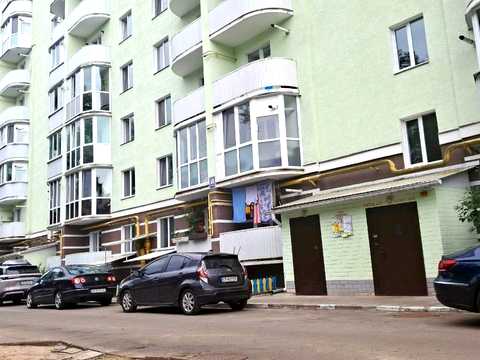 квартира за адресою Курсанта Єськова вул., 26-А