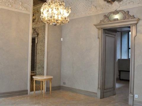 комерційна за адресою Велика Житомирська вул., 8-А
