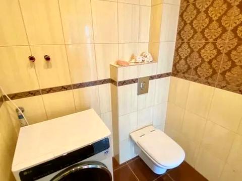 квартира за адресою Космічна вул., 3-А