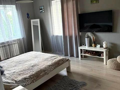 будинок за адресою Польова вул.
