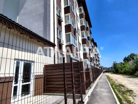 комерційна за адресою Яблунева вул., 4