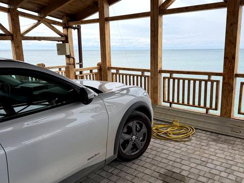 дом по адресу Рибпортовська