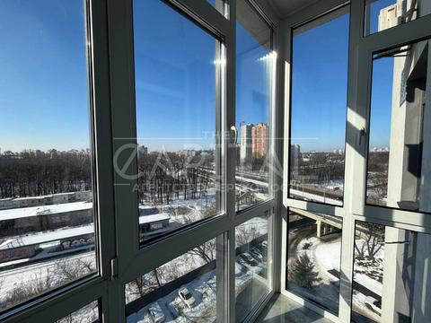 квартира за адресою Київ, Любомира Гузара просп. (Космонавта Комарова), 11