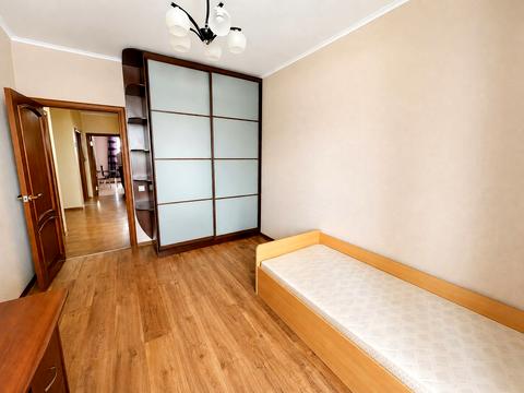 квартира за адресою Сім'ї Кульженків вул. (Петра Дегтяренка), 33