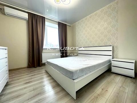 квартира за адресою Співдружності вул., 1