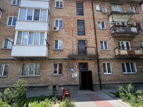 квартира за адресою Президента Грушевського просп., 8