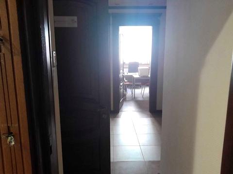 комерційна за адресою Отакара Яроша вул., 22