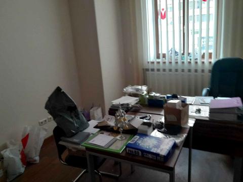 комерційна за адресою Отакара Яроша вул., 22