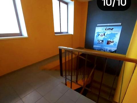 комерційна за адресою Отакара Яроша вул., 22