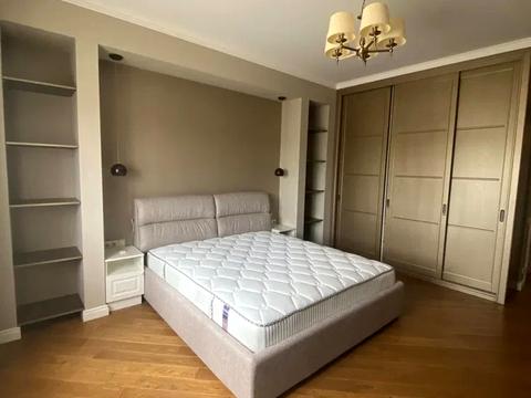 квартира по адресу Антоновича ул. (Горького), 72