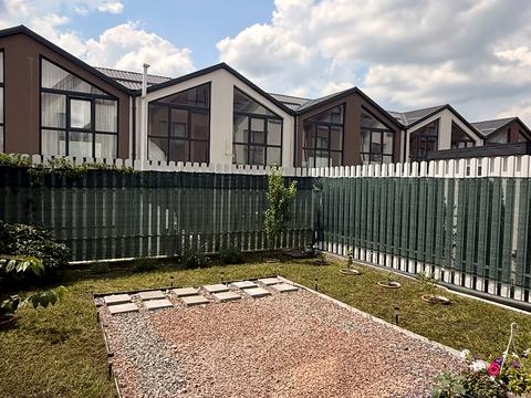 будинок за адресою с. Святопетрівське, Героїв Майдану
