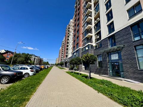 комерційна за адресою Бровари, Василя Симоненка вул., 30-А