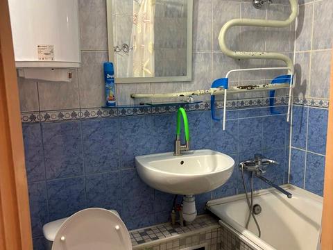 квартира за адресою Космічна вул., 120