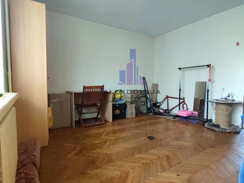 1869773505497617