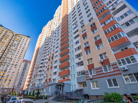 квартира за адресою Софії Русової вул., 7-А