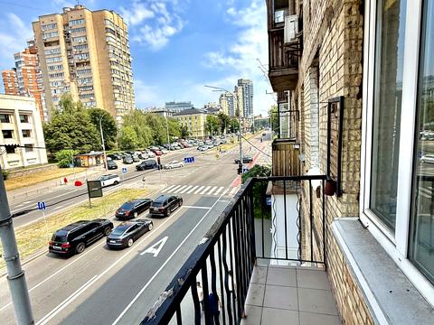 квартира по адресу Генерала Алмазова ул. (Кутузова), 9
