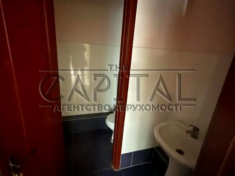 комерційна за адресою с. Старі Петрівці, Дубрівська, 7