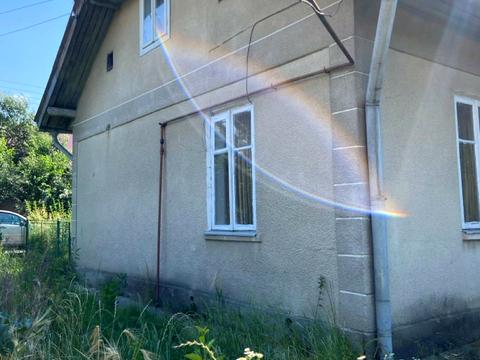 будинок за адресою Зарічна вул., 2