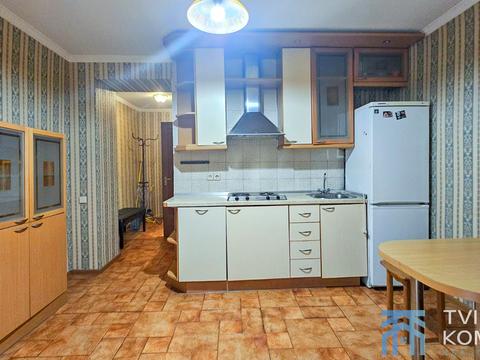 квартира за адресою Миколи Бажана просп., 30