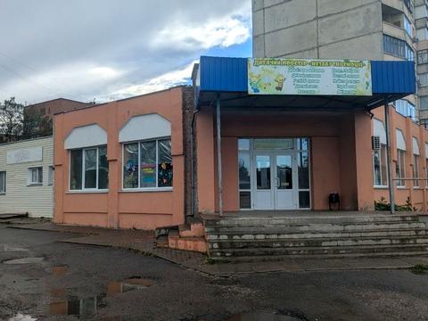 комерційна за адресою Полтавського полку, 4