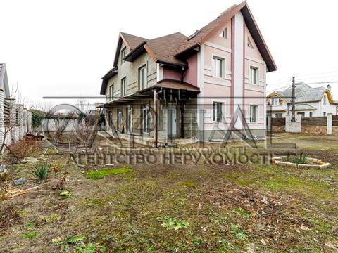 будинок за адресою Вишнева вул.