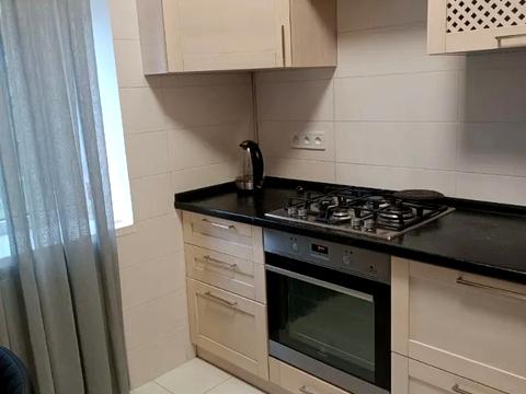 квартира по адресу Батальона "Днепр" бульв., 1-А