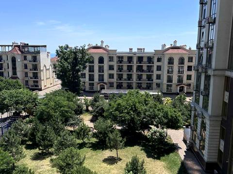 квартира за адресою Французький бульв., 60а