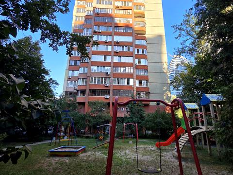 квартира за адресою Старонаводницька вул., 8-Б