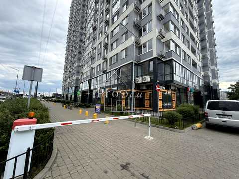 квартира по адресу Ревуцкого ул., 40-Б