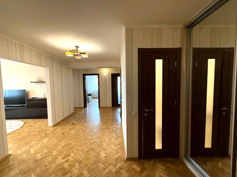 квартира за адресою Володимира Івасюка просп. (Героїв Сталінграду), 14-Б
