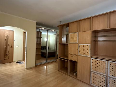 квартира за адресою Менахем-Мендл Шнеєрсона вул. (Мініна), 15