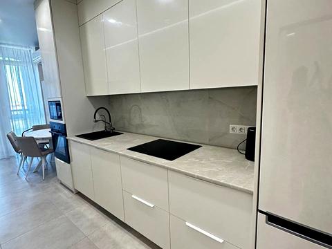 квартира за адресою Космонавтів просп., 49
