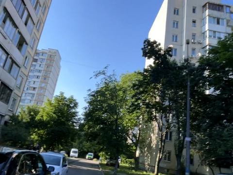 квартира за адресою Академіка Єфремова вул. (Командарма Уборевича), 7-А