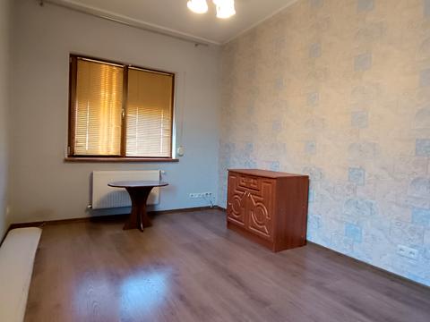 будинок за адресою Петра Калнишевського просп. (Косіора), 2